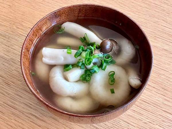 レンコンをすりおろして団子にすると？　「素晴らしい！」「作ってみようかな」