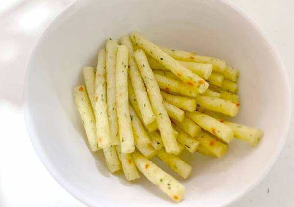 『さけるチーズ』と『じゃがりこ』のおやつに「子供が大喜び」「こりゃ話題になる」