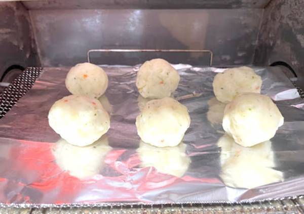 『さけるチーズ』と『じゃがりこ』のおやつに「子供が大喜び」「こりゃ話題になる」