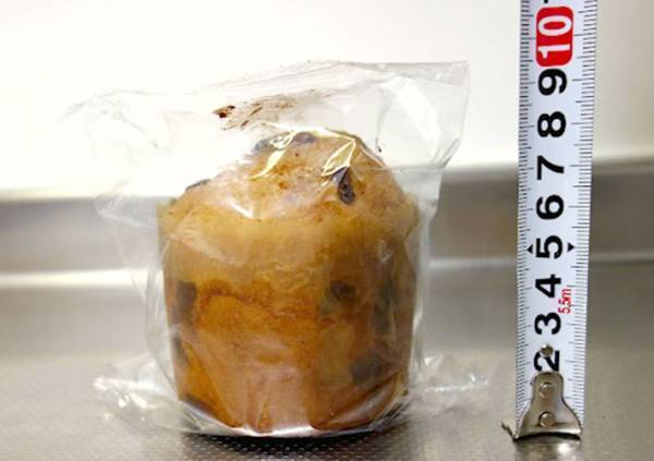 「おいしい」「クリスマスにいい」　業務スーパーのスイーツ『ショコトーネ』を食べてみた