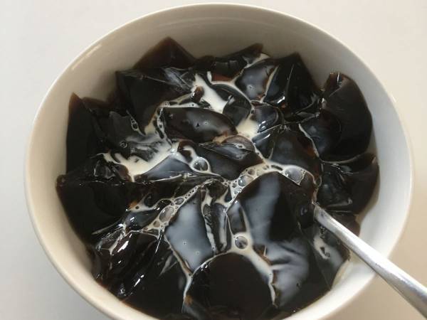 「絶対やる」「手軽すぎ」　誰でもできるペットボトルコーヒーゼリーの作り方