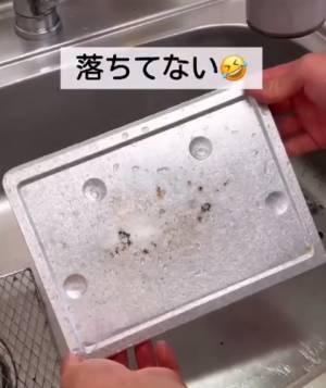 汚れたオーブントースターをきれいにするには？　１００均アイテムを使った方法が「ナイスアイディア」「耳寄り」