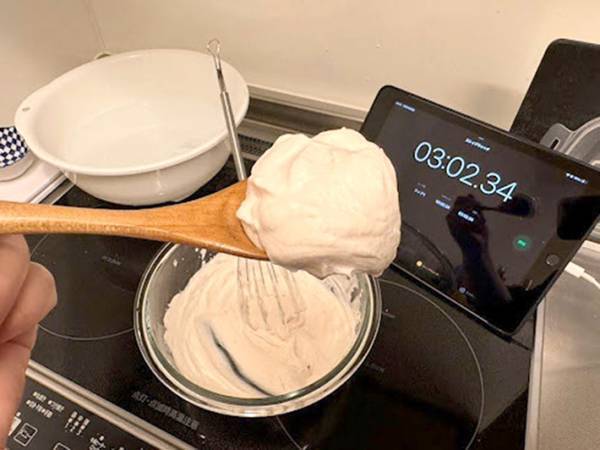 ホイップクリームを早く作りたい！　アレをちょい足しすると？「おいしくて最高」「色もかわいい」