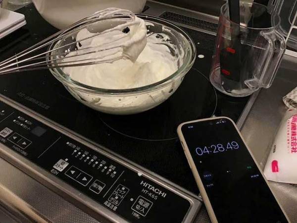 ホイップクリームを早く作りたい！　アレをちょい足しすると？「おいしくて最高」「色もかわいい」