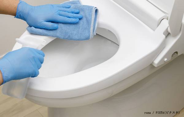 便座は乾拭きしないで！　意外と知らないトイレ掃除のNGとは…？