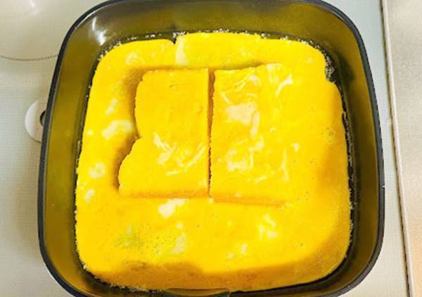 簡単でオシャレな『ワンパントースト』　晩御飯の残りを使ってみたら「ほっぺた落ちた」