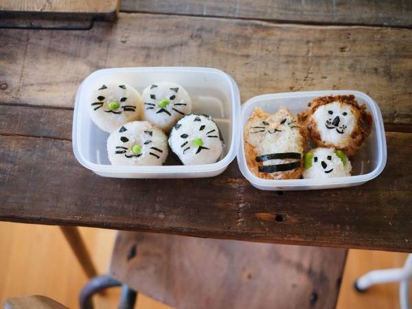 まるでぬいぐるみ！　驚くほどリアルな「わんこおにぎり」の作り方