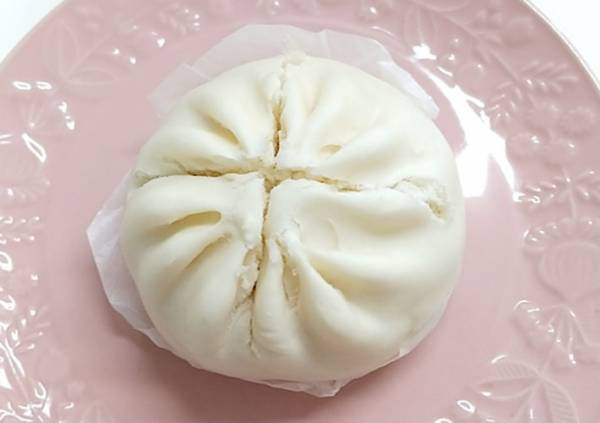 普通の肉まんに飽きたら？　上からアレをかけると…「え、おいしい」「子供も喜ぶ」