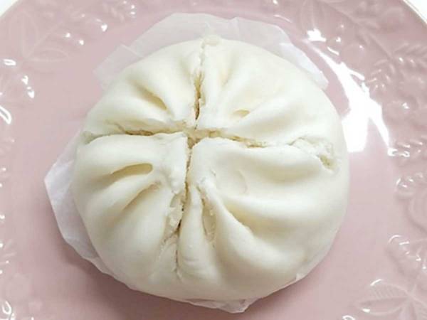 普通の肉まんに飽きたら？　上からアレをかけると…「え、おいしい」「子供も喜ぶ」