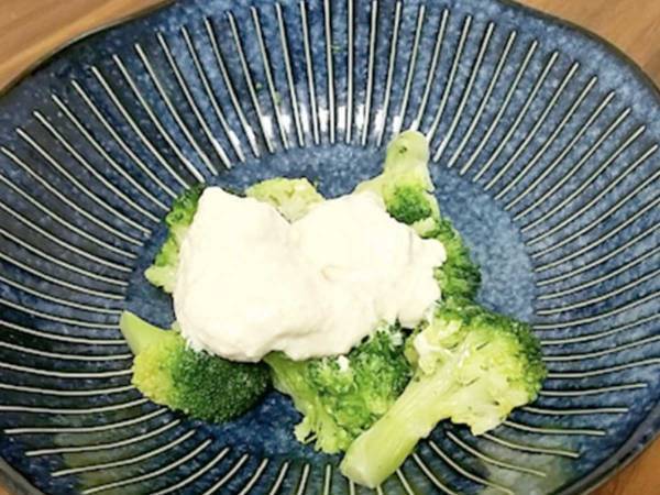豆腐でマヨネーズを簡単に作る方法に「思いつかなかった」「ちゃんとうまい！」