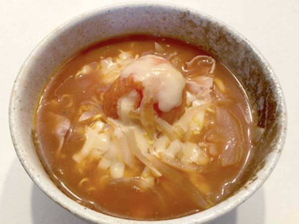 普通のインスタント麺はもう飽きた！　カゴメのレシピに「家で作れるなんて」「超うまい」