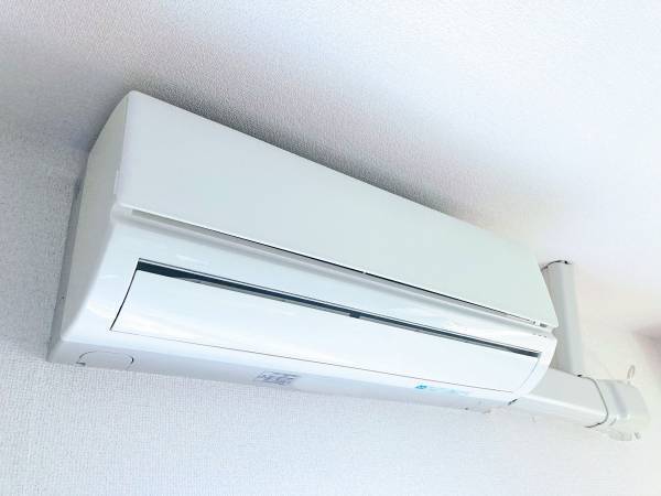 エアコンから聞こえる『ポコポコ音』　正体に「初めて知った」「それが原因か」