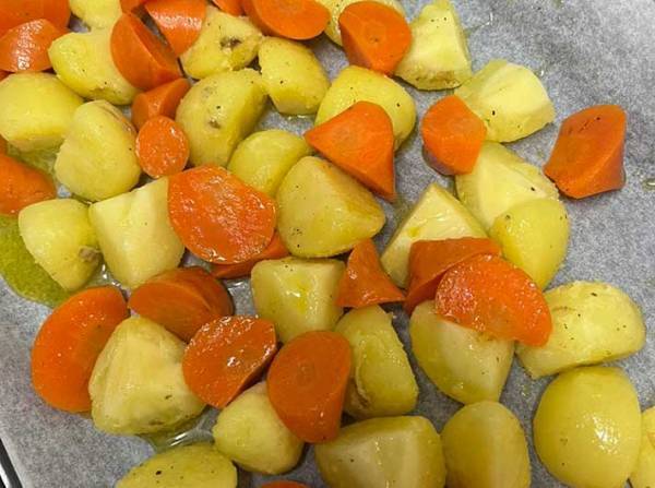 料理好き夫「コレが一番簡単でウマい」　ローストポテトをカリッと焼くコツ