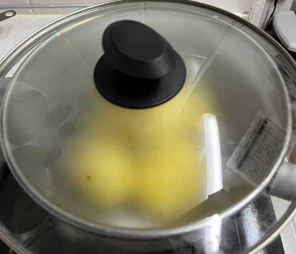 料理好き夫「コレが一番簡単でウマい」　ローストポテトをカリッと焼くコツ