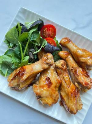 手羽元のローストチキンが安くてウマい！　「フライパンで簡単に作れる」「クリスマスにおすすめ」