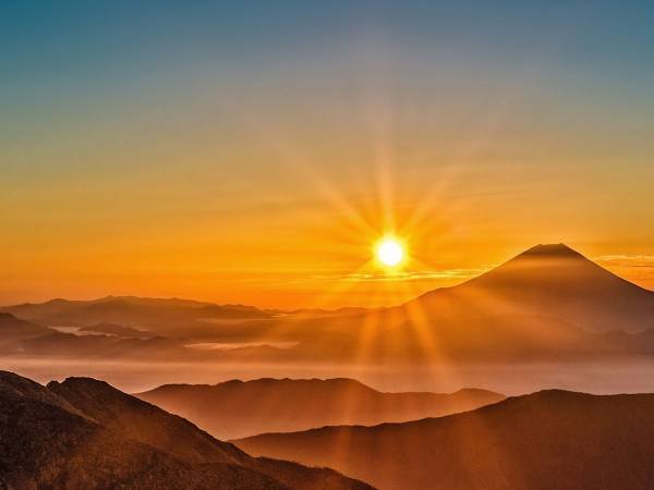 ２０２４年元旦は吉日が３つ重なる『ラッキーデー』！　この日にやるべきことは？