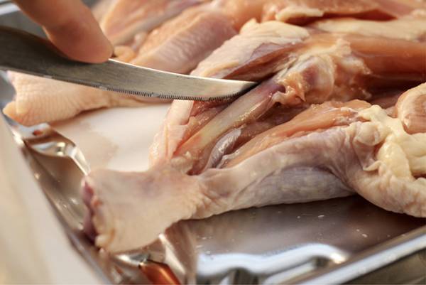 スーパーで買ったクリスマス用チキンに？　シェフ直伝のアレンジがバリうま！