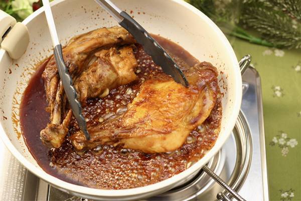 スーパーで買ったクリスマス用チキンに？　シェフ直伝のアレンジがバリうま！