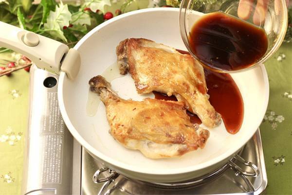 スーパーで買ったクリスマス用チキンに？　シェフ直伝のアレンジがバリうま！