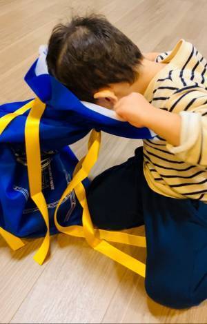 サンタ役を買って出た上司　その姿に感動の声「最高」「優しい世界」