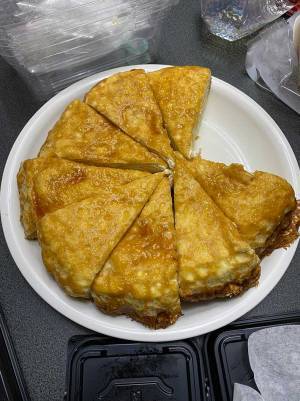 「俺…バカだからよ…」　クリスマスにケーキを８個用意した男性に、２１万人がいいね！