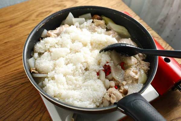 手羽元がホロホロ崩れる…　忘年会で疲れた胃にしみる『簡単料理』とは？