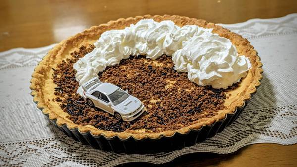 「妻がクリスマスケーキを焼いてくれました！」　斜め上の発想に「文句なしの優勝」