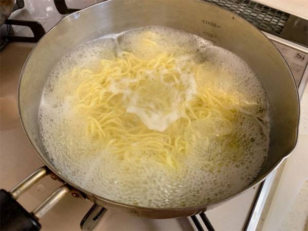 雑煮に飽きたら試して！　投入したら食が進むモノに「ありだったんだ…」