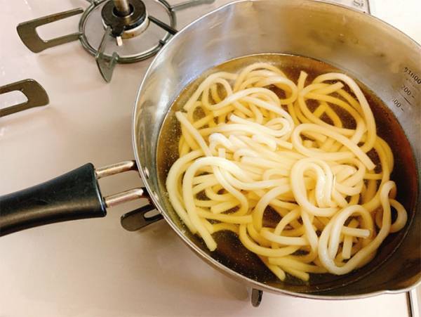 雑煮に飽きたら試して！　投入したら食が進むモノに「ありだったんだ…」