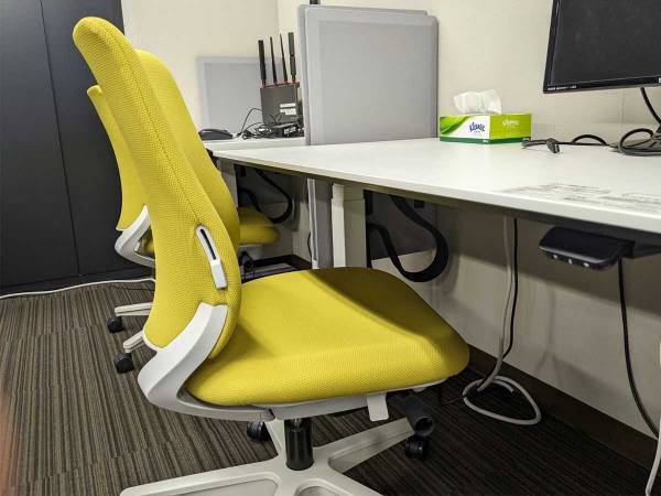 デスクワークが異様に疲れる…　コクヨに聞いた思わぬ理由に「なるほど」「見直したい」