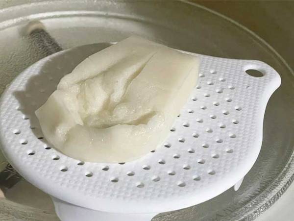 市販の切り餅がつきたての餅に…？　ダイソーの商品に「これは驚き」「ふわふわだ！」