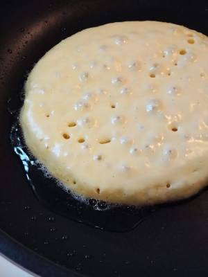 マヨネーズを加えるだけで激変！　キユーピーが教えるホットケーキをふわふわにする裏技