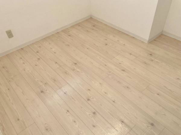 意外に埃まみれのアノ場所！　綿棒一本ですっきりきれいにする方法が目からウロコ