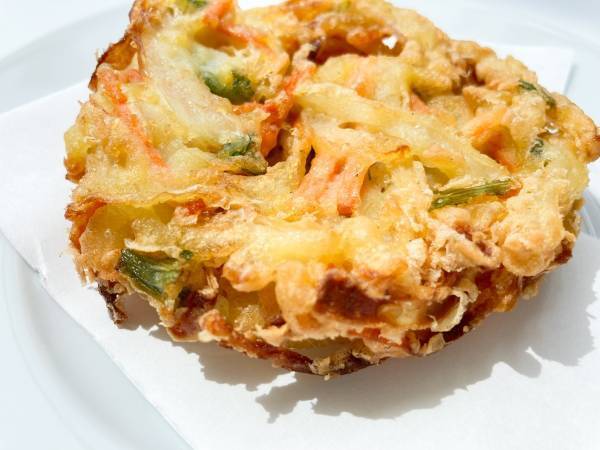 かき揚げがバラバラにならずに揚げられる方法　「その手があったか」「コレは便利」