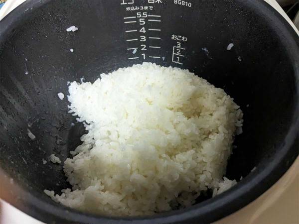 水分量を間違えて炊いたご飯、どうすればいい？　再生方法に「もうガッカリしない」