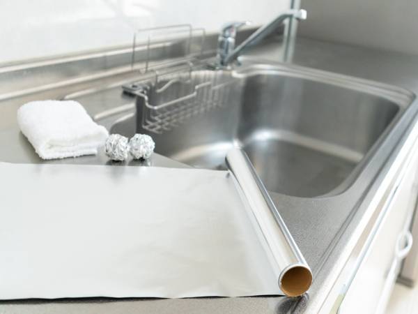 アルミホイルがぐちゃぐちゃ…　取り出しやすくなる方法に「それだけで！」「やってみる」