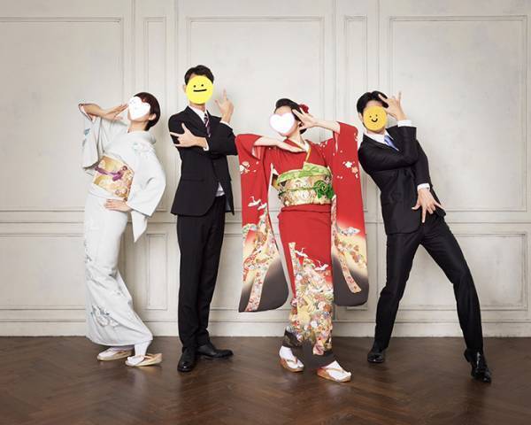 『成人式の前撮り』に２３万いいね　発想に「めっちゃ笑った」「最高の一家」