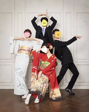 『成人式の前撮り』に２３万いいね　発想に「めっちゃ笑った」「最高の一家」