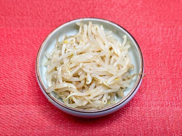 足が早いモヤシ、長持ちさせるには？　意外なレンチン技に「早速やる」「これならできる」