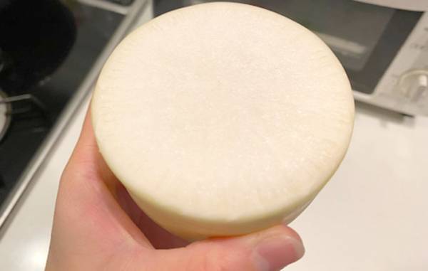 「ラップがもったいないと思ってた」「これいい」　余った野菜の保存グッズが最高