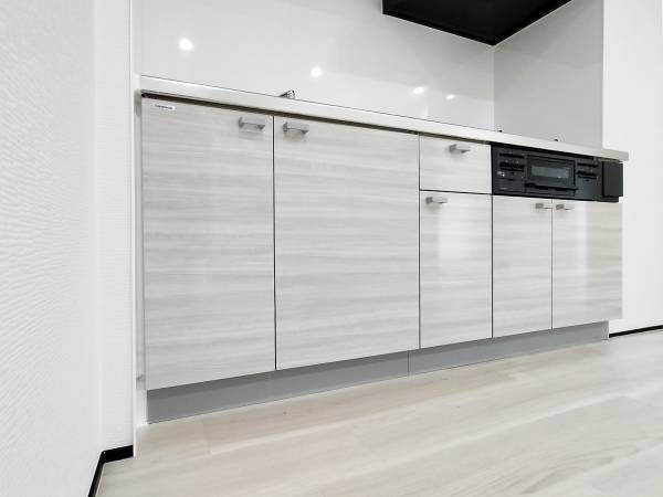 収納に困る『深い引き出し』　整理収納アドバイザー直伝のある工夫に「確かに便利だ」「やってみる」