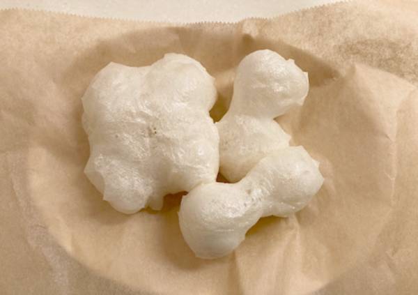 レンチン３分で完成！　切り餅１個で作れる簡単おやつに「半信半疑だった」「ザクザク」