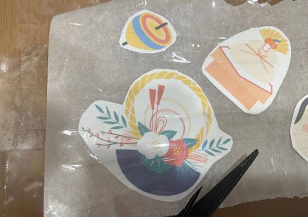 子供がねだってくるフレークシール　家で手作りする方法に「コスパ最高」「なんて簡単」