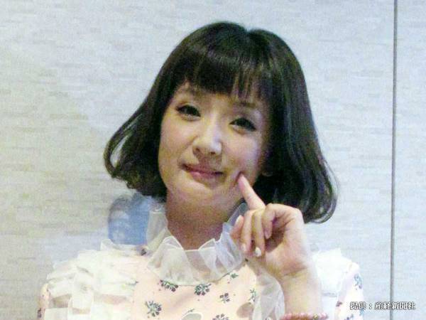 千秋、成人を迎えた娘の姿を初披露　「影さえも絶対にSNSに載せなかった」