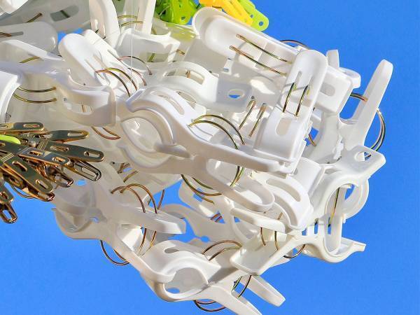 クオリティが高すぎる『洗濯バサミアート』に称賛の声　「最高の創造性」「見事に化けましたね」