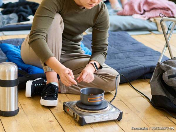 災害時に使える『床冷え対策』を警視庁が公開　感謝の声相次ぐ　「拡散します」