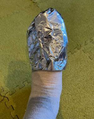 「靴下の重ね履きで暖かくなる」って本当？　『靴下屋』の投稿に「コレは知らなかった」「大事な情報」