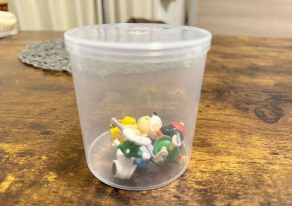 「これでなくさない」「捨てるのやめた」　つい捨ててしまうあのケースを有効活用