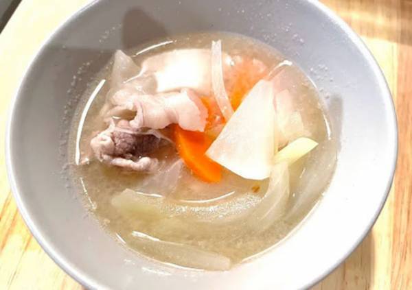 作るのが面倒な豚汁　超時短の作り方に「洗い物減った」「一人暮らしにもいい」