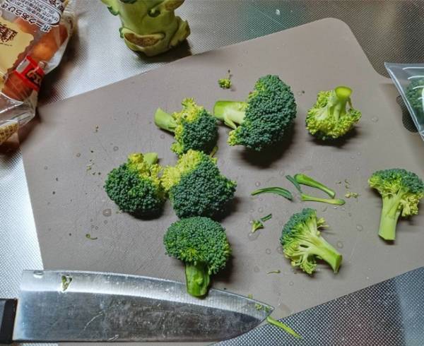 一番おいしいシャウエッセンの食べ方　日本ハム直伝『黄金の３分間ボイル』に「何それ？」「マジでうまい」